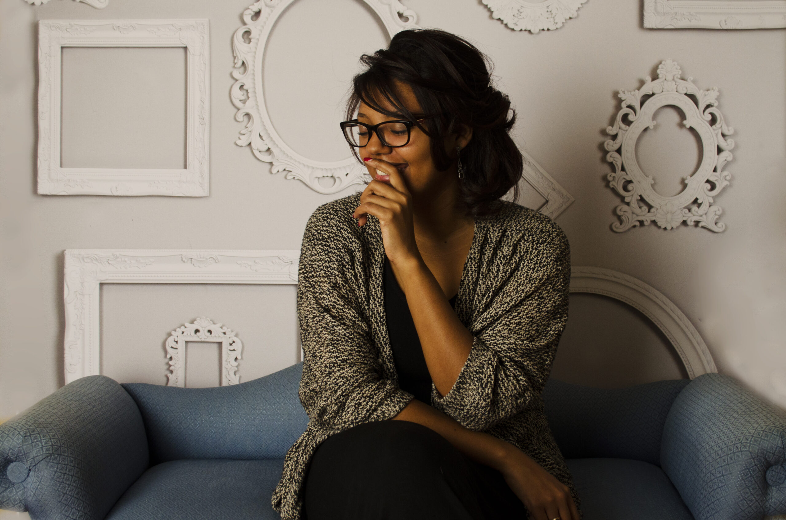 Aún Esperando: Confiando en el Tiempo de Dios en la Vida y el Amor